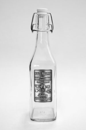 Csatos Kocka üvegpalack 0,5L - Boldog születésnapot felirattal 2